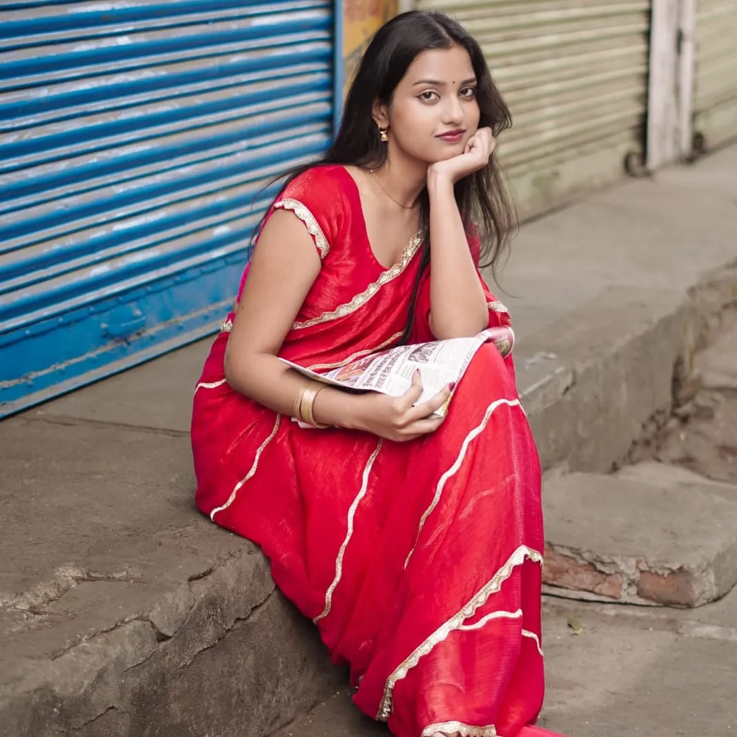 Expressive on-camera personality 