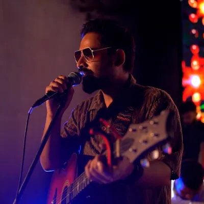 Solo singer and band 