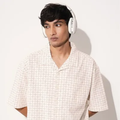 Model,  theatre Artist