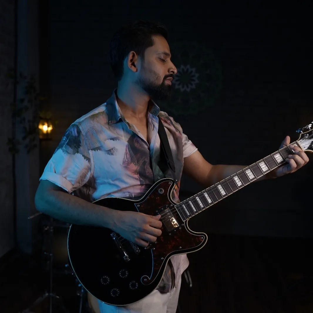 Solo singer and band 