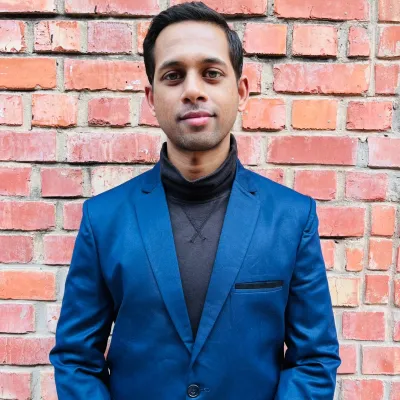 Artist with varied talent forms